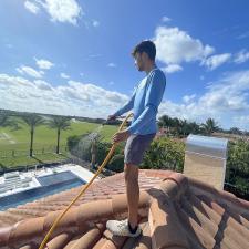 Roof cleaning in southfields wellington fl 1
